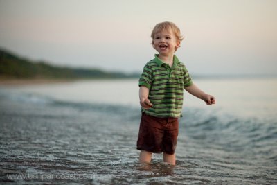 Kids_Portraits_ Beach.jpg