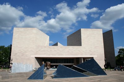 Modern arts gallery