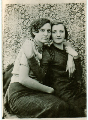 grace-sarah.jpg