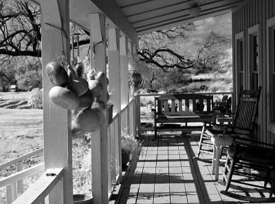 porch1.jpg