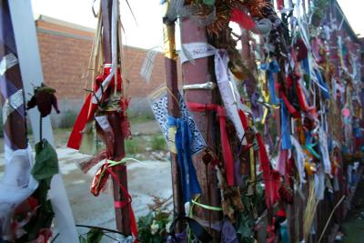 11-01-06 the crossbones graveyard