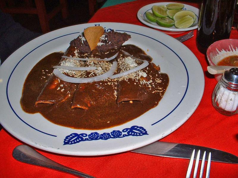 Enchiladas de Pollo en Mole de Xico. Very Special!