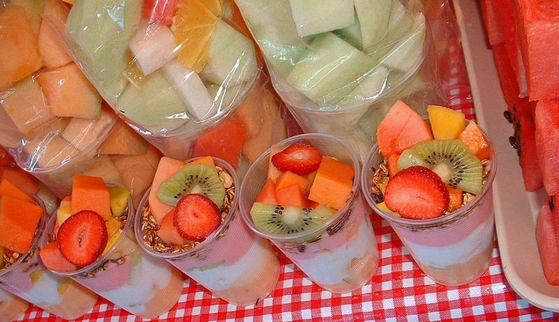 Dainty cups of fruit
