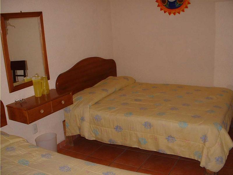 Hotel Galeana bedroom, Morelia