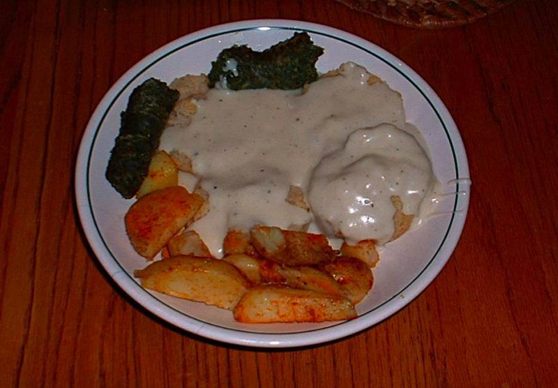 Biscuits, gravy, Spanish fried potatoes, longaniza verde