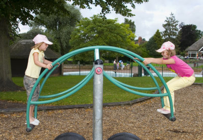 WarwickPark09.jpg