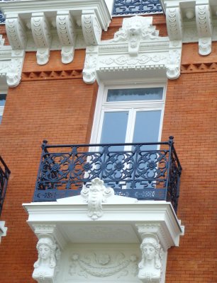 Madrid, Balconies, Work on Iron and other details