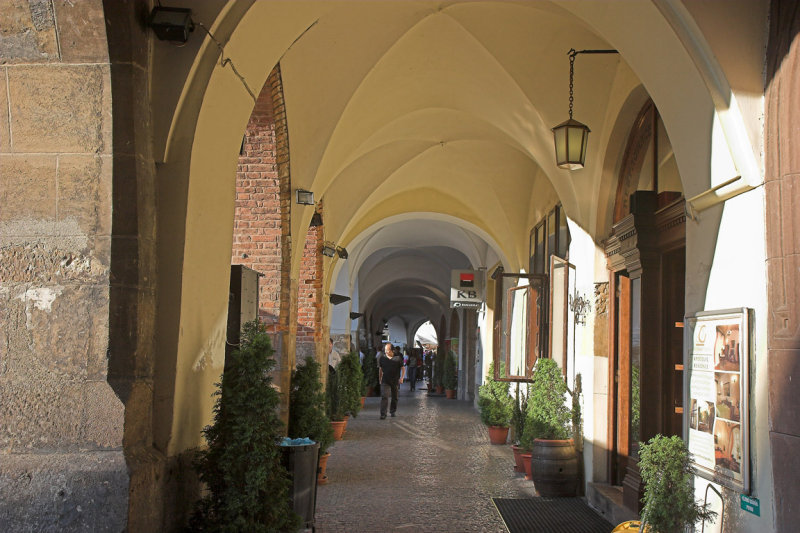 Arch Arcade