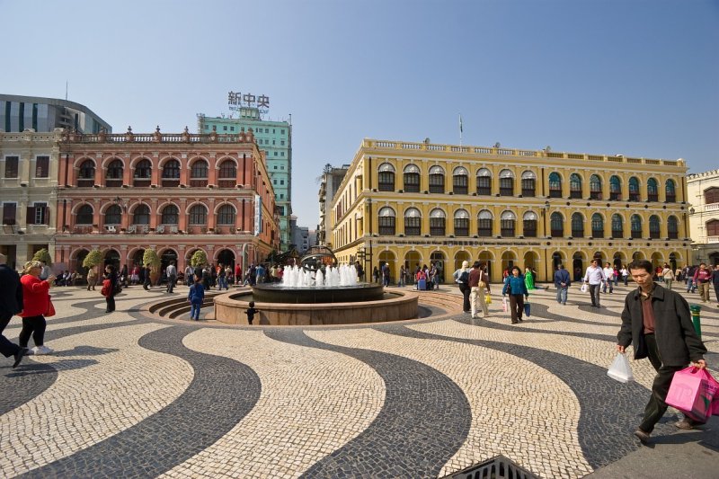 Senado Square
