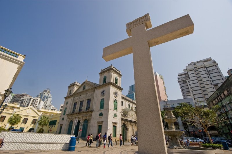 Beneath the Cross of Jesus