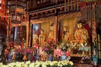 Inside the Buddha Hall
