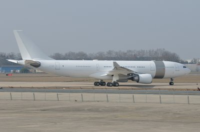 Qatar Amiri Flight  Airbus A330-200 A7-HHM The White