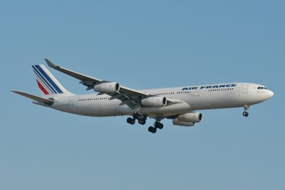 Air France Airbus A340-300 F-GLZJ