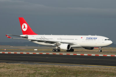 Turkish Airbus A330-200 TC-JNE