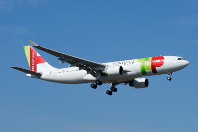 TAP  Airbus A330-200   CS-TOF