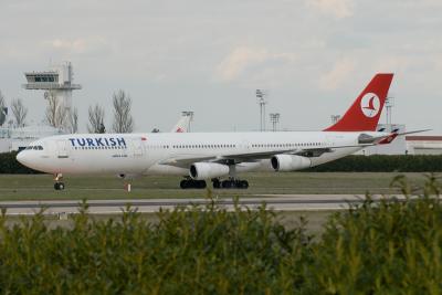 Turkish Airlines  Airbus  A340-300  TC-JDJ