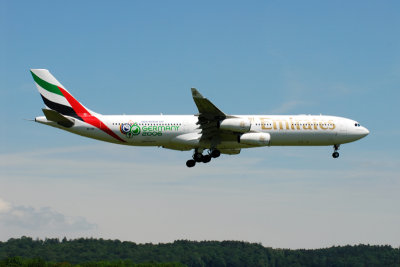 Emirates  Airbus A340-300  A6-ERP