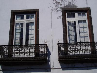 Colonial balconies