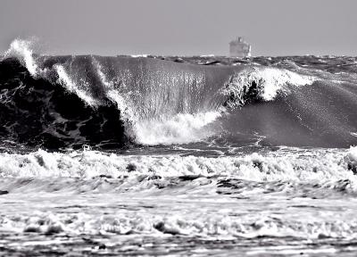 wave