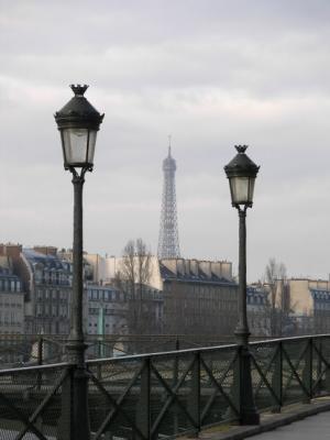 Pont des Arts & Eiffel Tower