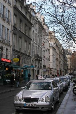 Mercedes Taxis outside Brasserie Lipp