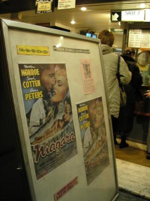 g3/58/642258/3/57547963.FRIDAYRESIZED407CinemaActionEcoleNiagarastarringMarilynMonroe.jpg