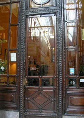 g3/58/642258/3/57583984.SaturdayRESIZED26HotelChopinPassageJouffroy.jpg