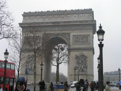 g3/58/642258/3/58175427.MondayFeb13th82ArcdeTriomphe.jpg