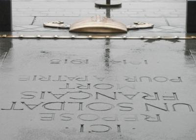 g3/58/642258/3/58175430.MondayFeb13th85TomboftheUnknownSoldier.jpg
