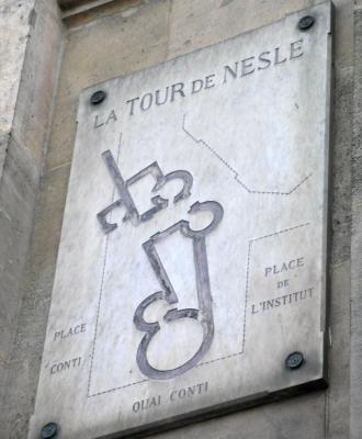 Tour de Nesle sign