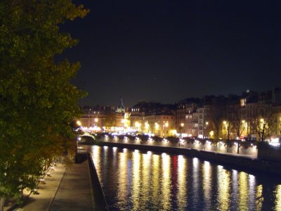 Quais in Late Autumn