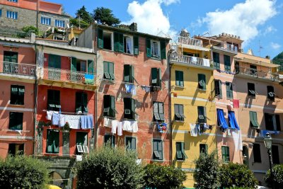 Cinque Terre laundry