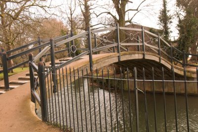 Bridge to the university boathouses