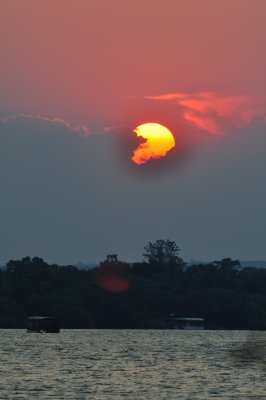Sunset on the Zambese.JPG