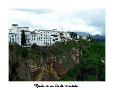 ronda en un dia de tormenta.jpg