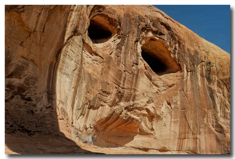 Near Corona Arch