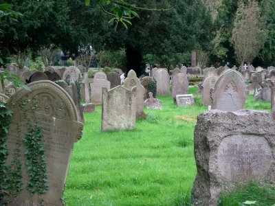  - 17th September 2006 - Aldford churchyard