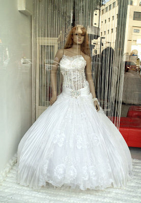 wedding dress1.jpg