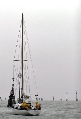 ven - P5040023 sailboat.jpg