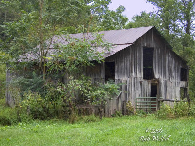 September 13, 2006  -  Old Barn near Duck, WV