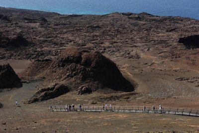 Summit trail, Bartolom Island