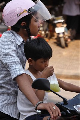 Enjoying the sugar cane juice, Siem Reap