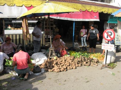 Street vendors in Medan
