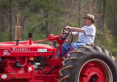 Antique Tractor Pull 142.jpg