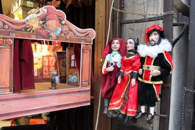 Another symbol of Czech: Marionettes 木偶也是捷克的代表物