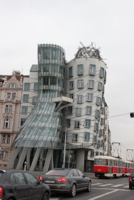 Dancing Building 舞動之樓(布拉格特色建築)