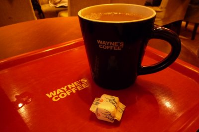 Wayne's coffee is popular 韋恩咖啡頗流行
