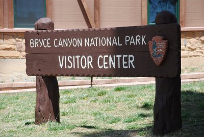 OUR FIRST STOP AT BRYCE NATIONAL PARK WAS THE VISITOR CENTER-LITTLE DID WE KNOW WHAT WAS AHEAD OF US