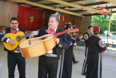 THIS MARIACHI BAND WAS PRACTICING FOR ITS SET