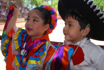 THE BEAUTY OF OLD MEXICO IN THE EYES OF ITS CHILDREN